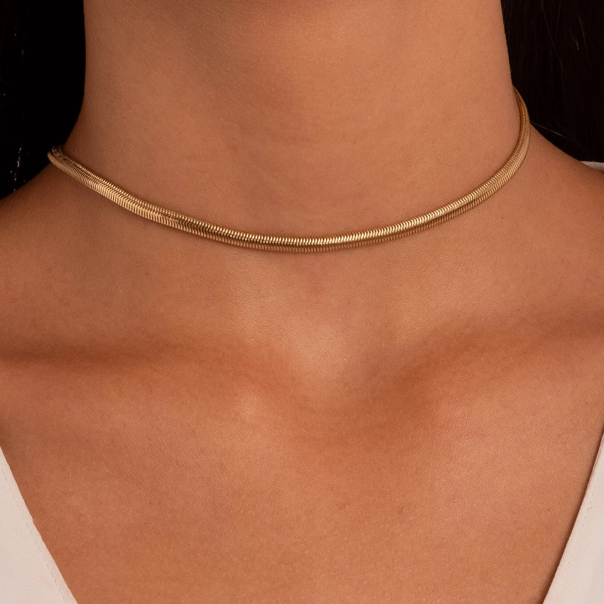 Essential Choker Snake Chain