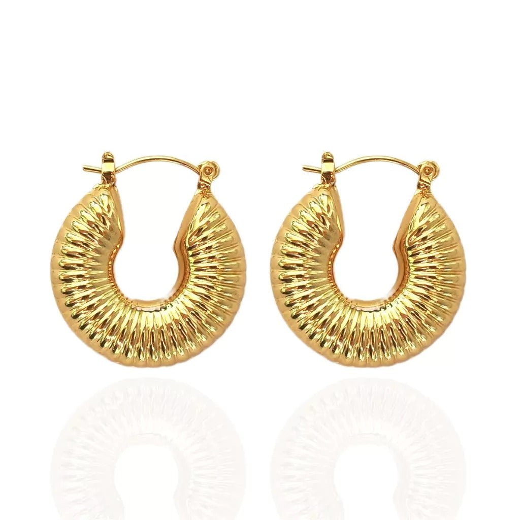 Diva Hoop Earring