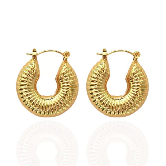 Diva Hoop Earring